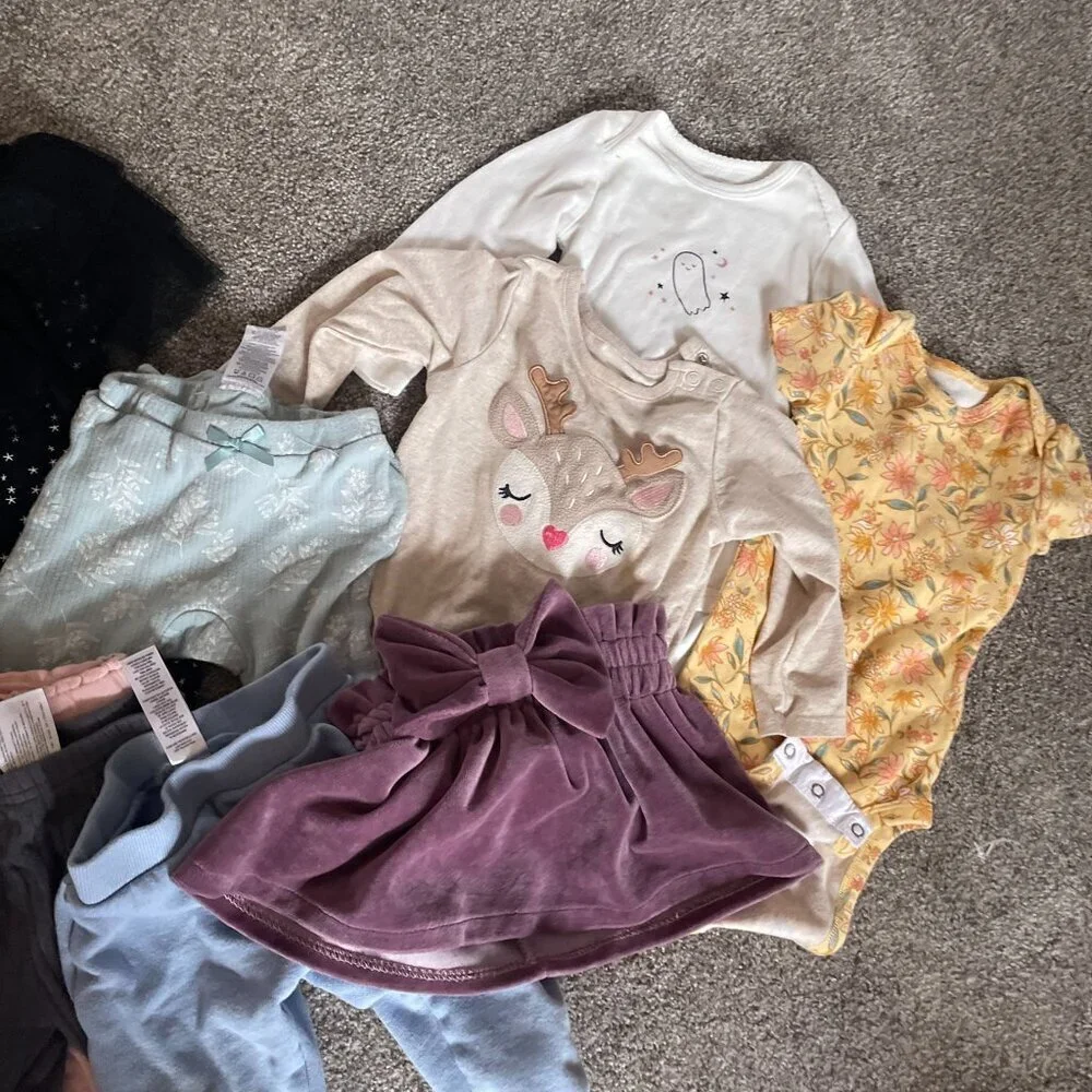 12M Girls kids Clothing Bundle - Leggings, Onesies, Skirt lot of baby clothes